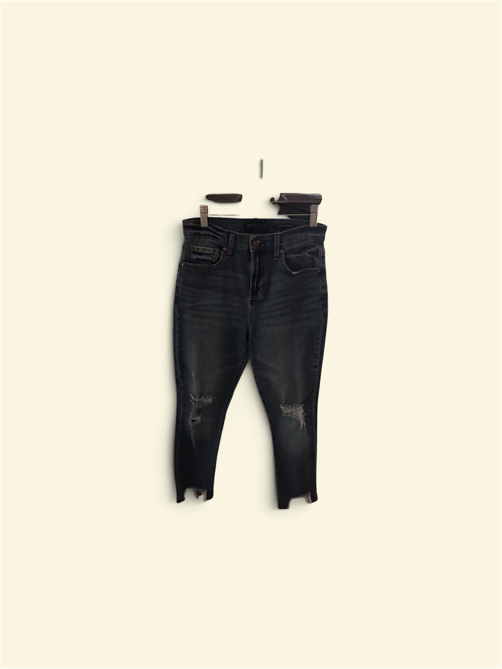 Kendall & Kylie Black Distressed Ankle Jeans